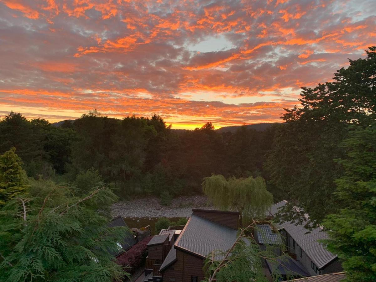 Beautiful 2 Bedroom Lodge With Stunning Views Blair Atholl Eksteriør bilde