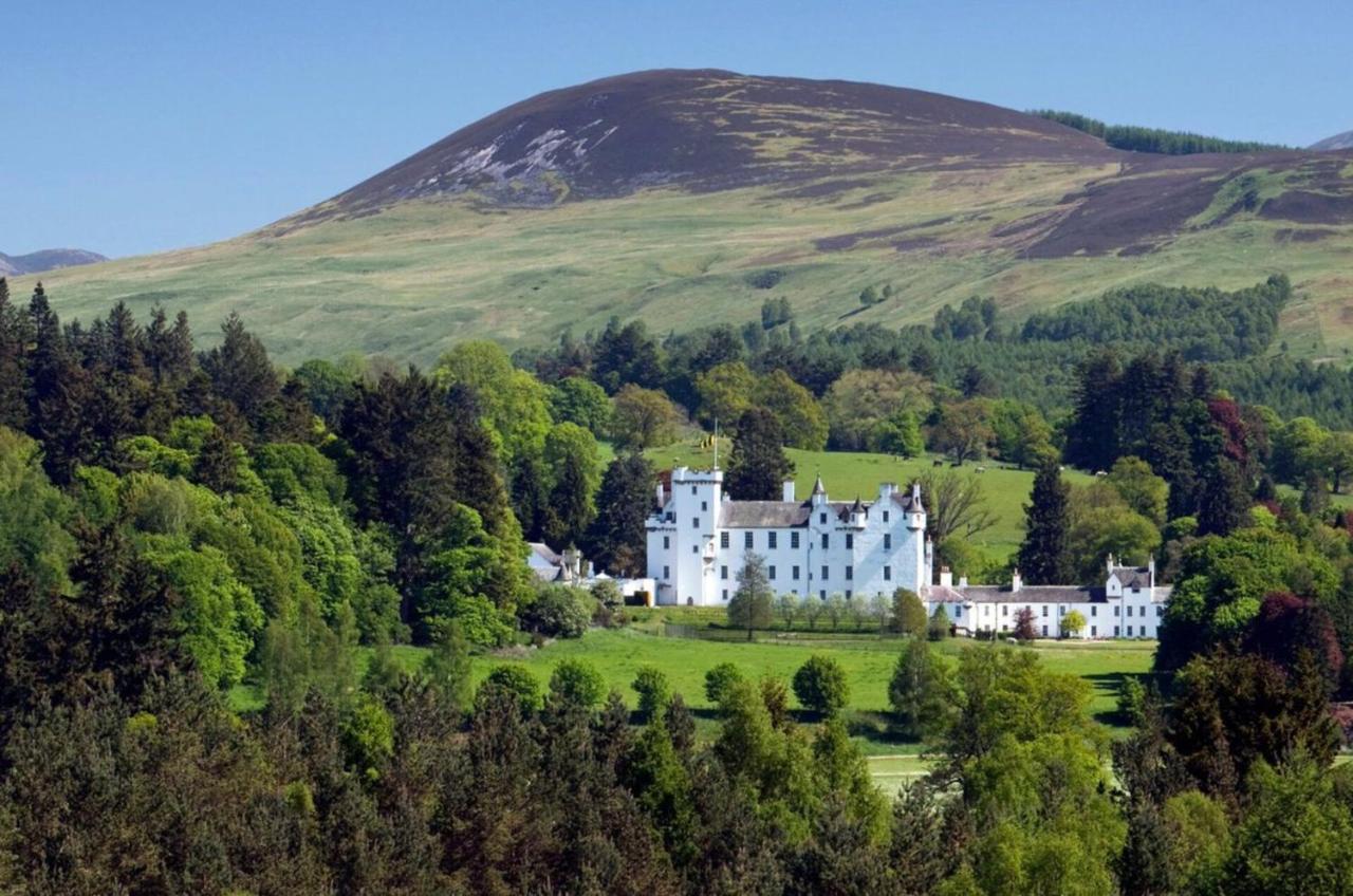 Beautiful 2 Bedroom Lodge With Stunning Views Blair Atholl Eksteriør bilde
