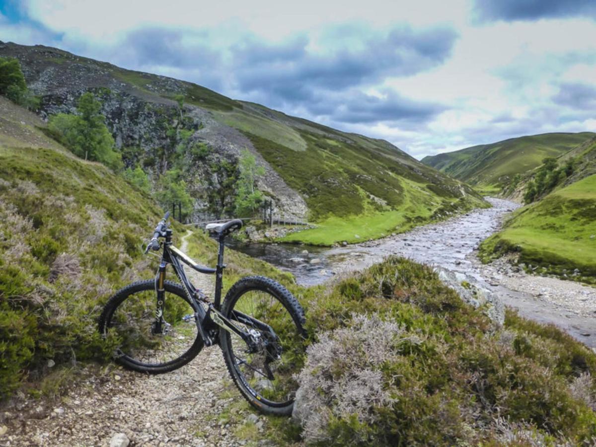 Beautiful 2 Bedroom Lodge With Stunning Views Blair Atholl Eksteriør bilde
