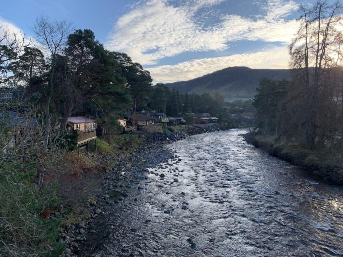 Beautiful 2 Bedroom Lodge With Stunning Views Blair Atholl Eksteriør bilde